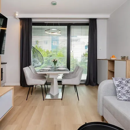 Okrzei With Balcony & Parking Seaside By Renters